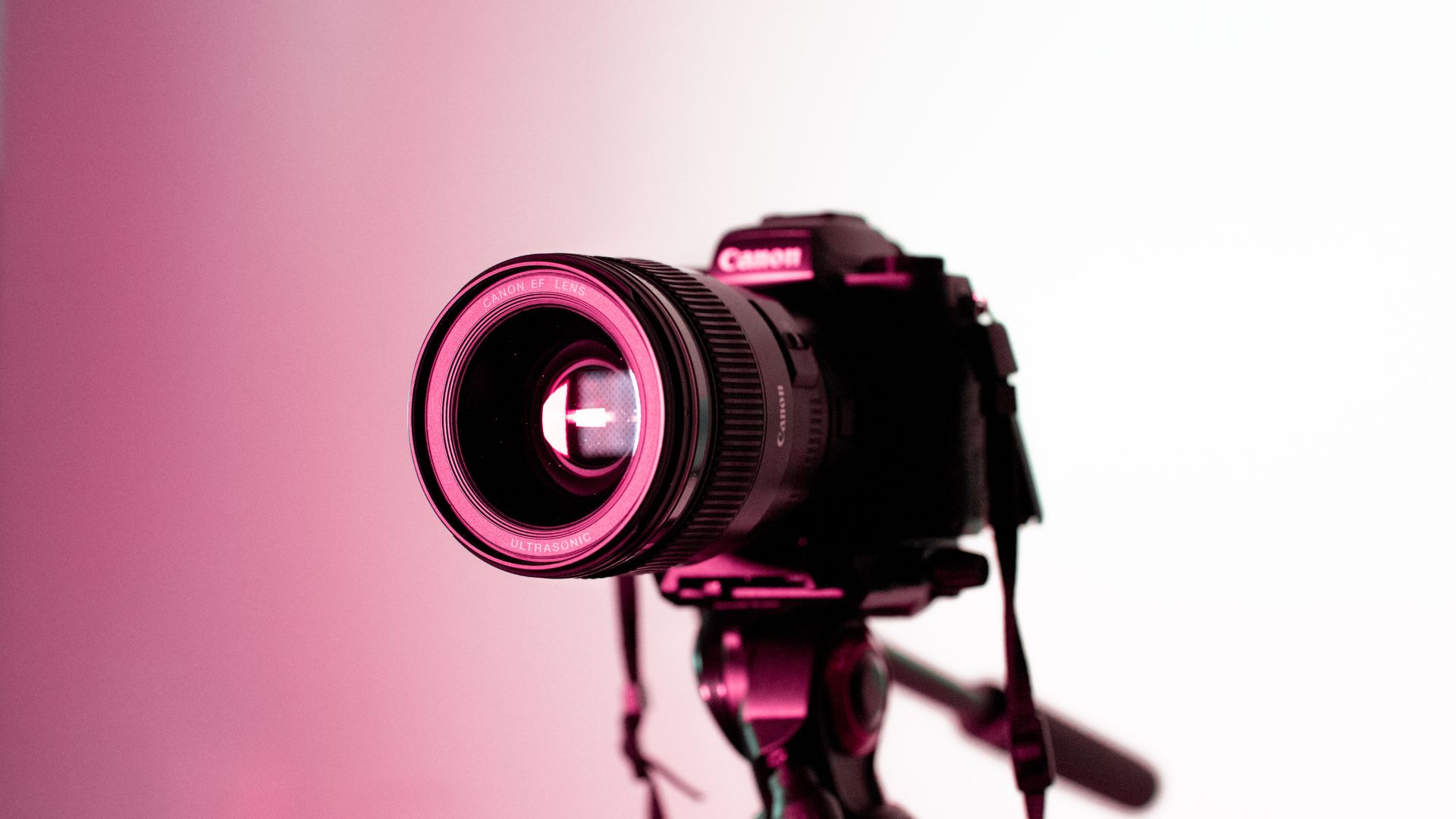 8 Best Cameras for Blogging & Vlogging In 2023 Top Picks for Every Budget