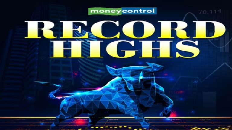 Closing Bell: Market at fresh record highs; auto, bank, metals rally